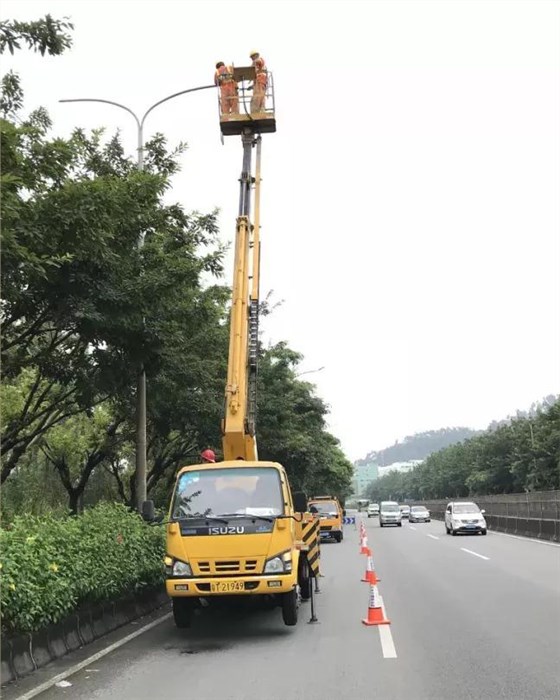 市电led路灯维修